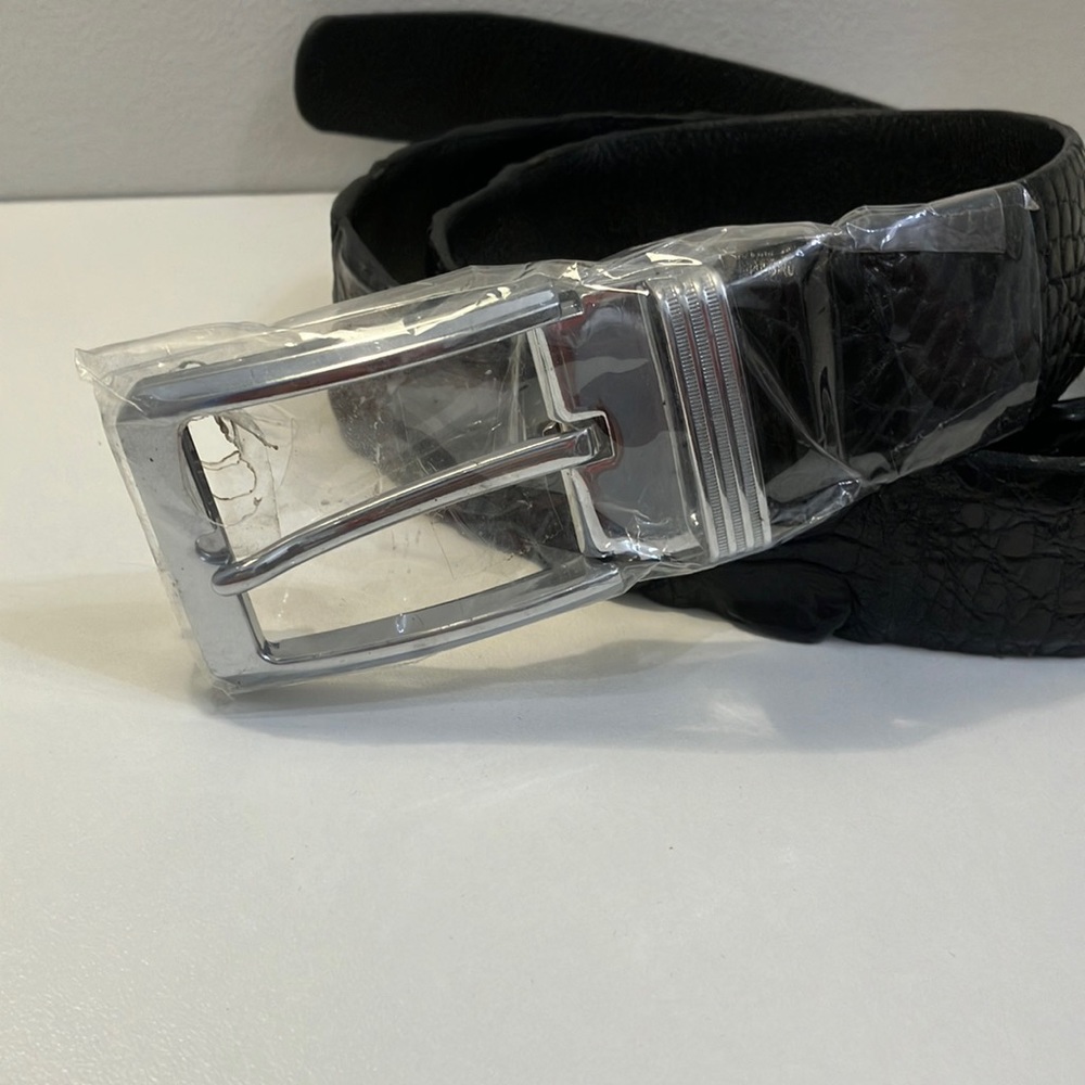 Black crocodile belt.